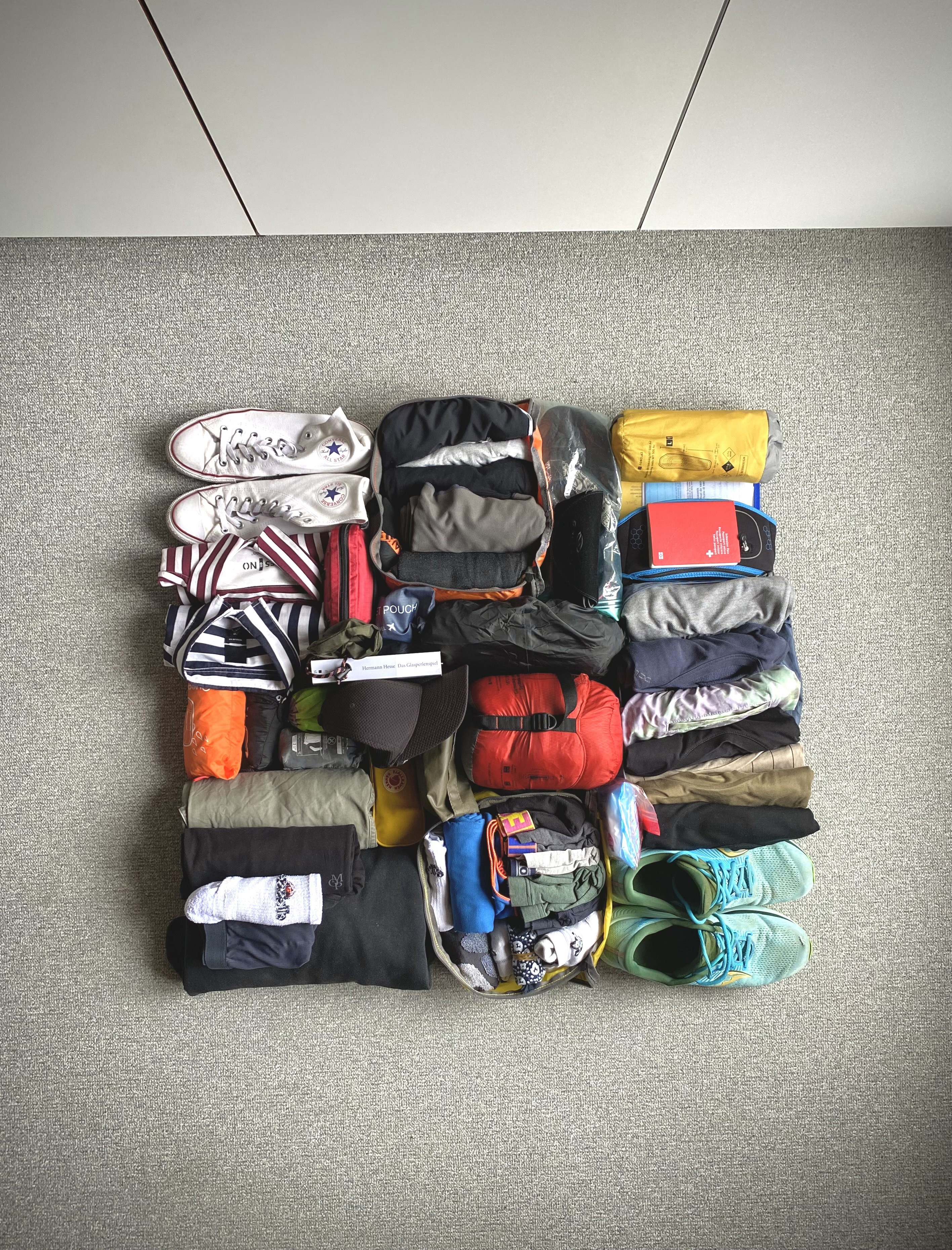 Minimalistisch per Nachtzug, Bus und Anhalter