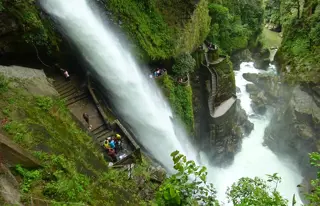 Entspanne in den heissen Quellen von Baños