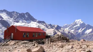 Mueller Hut