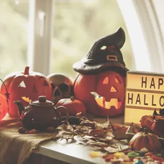 Einmal um die Welt an Halloween